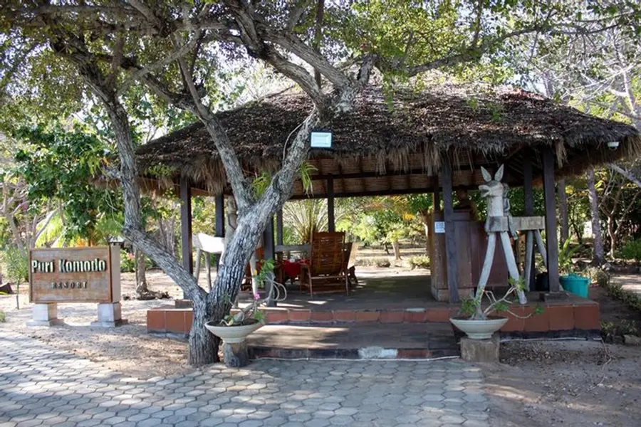 accommodations Labuan Bajo airport