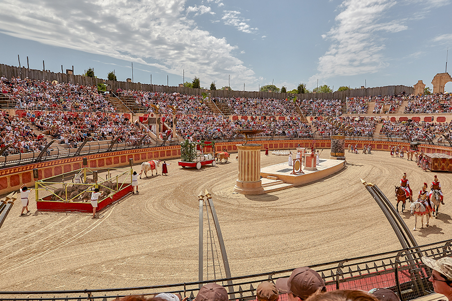 Tempat Wisata di Prancis - Puy du Fou