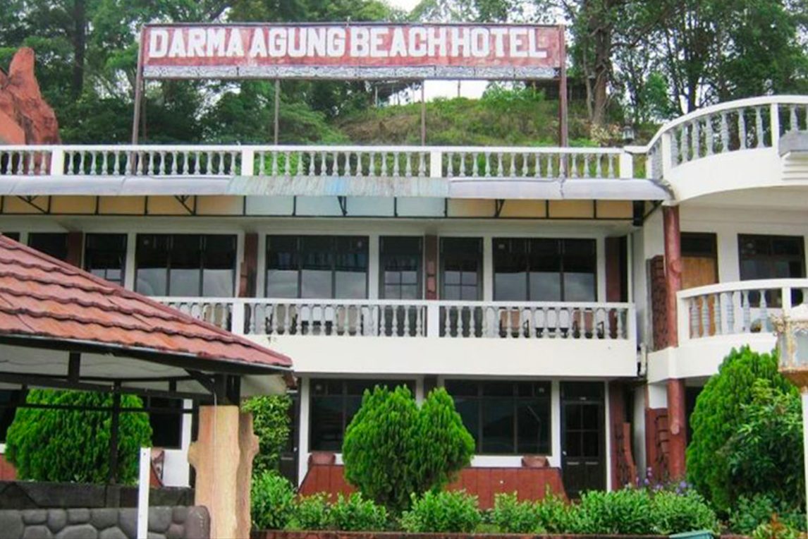 Hotel di Parapat