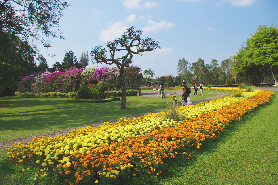 honeymoon near jakarta