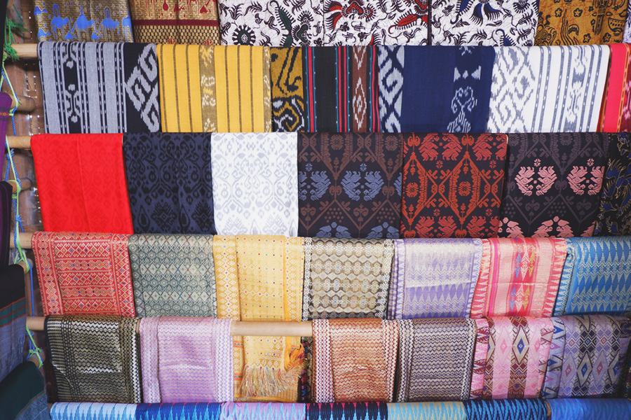 Tempat-Belanja-Kain-Tenun-di-Lombok