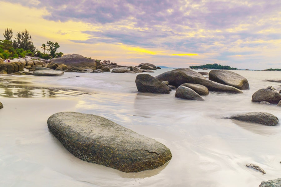 honeymoon destinations in indonesia