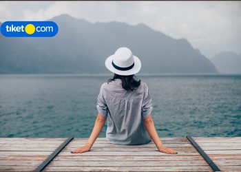 traveler wanita indonesia