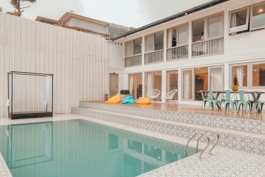 workcation villa bogor