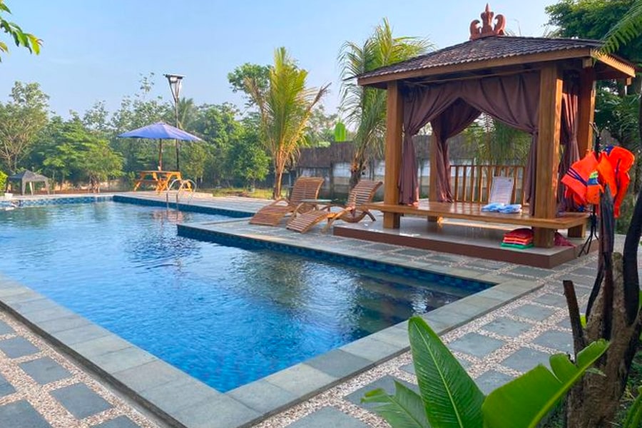 workcation villa bogor
