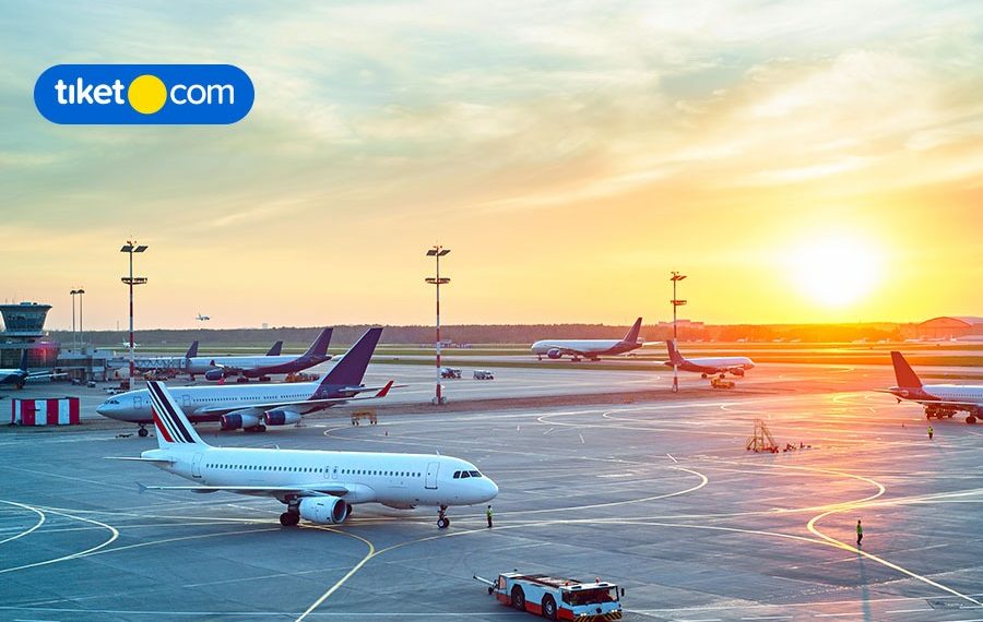 Peraturan Perjalanan Terbaru Domestik & Internasional, Wajib Booster!