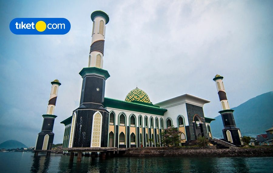 Jelajahi 5 Tempat Wisata Alam Kece Ini di Ternate, Kuy!