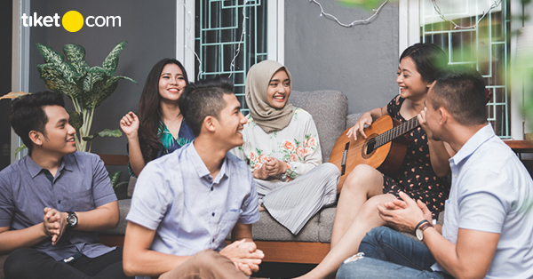 Temu Kangen Sahabat? Cek 5 Waktu Terbaik Buat Reuni Sambil Liburan!